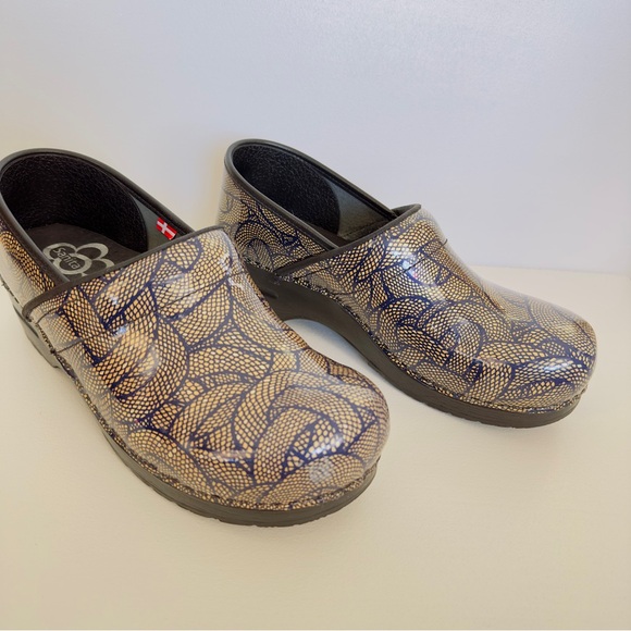 Sanita MEDUSA Danish Pro Clogs Women's 40 Snake Print Size 9 Leather Dansko Blue - Picture 4 of 15